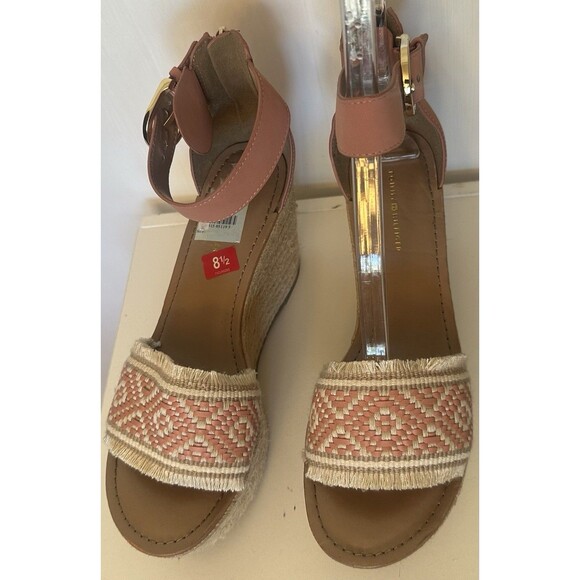 NEW Tommy Hilfiger Terrin Ankle Strap Wedge Sandals, Light Pink Size 8.5 - Picture 5 of 6